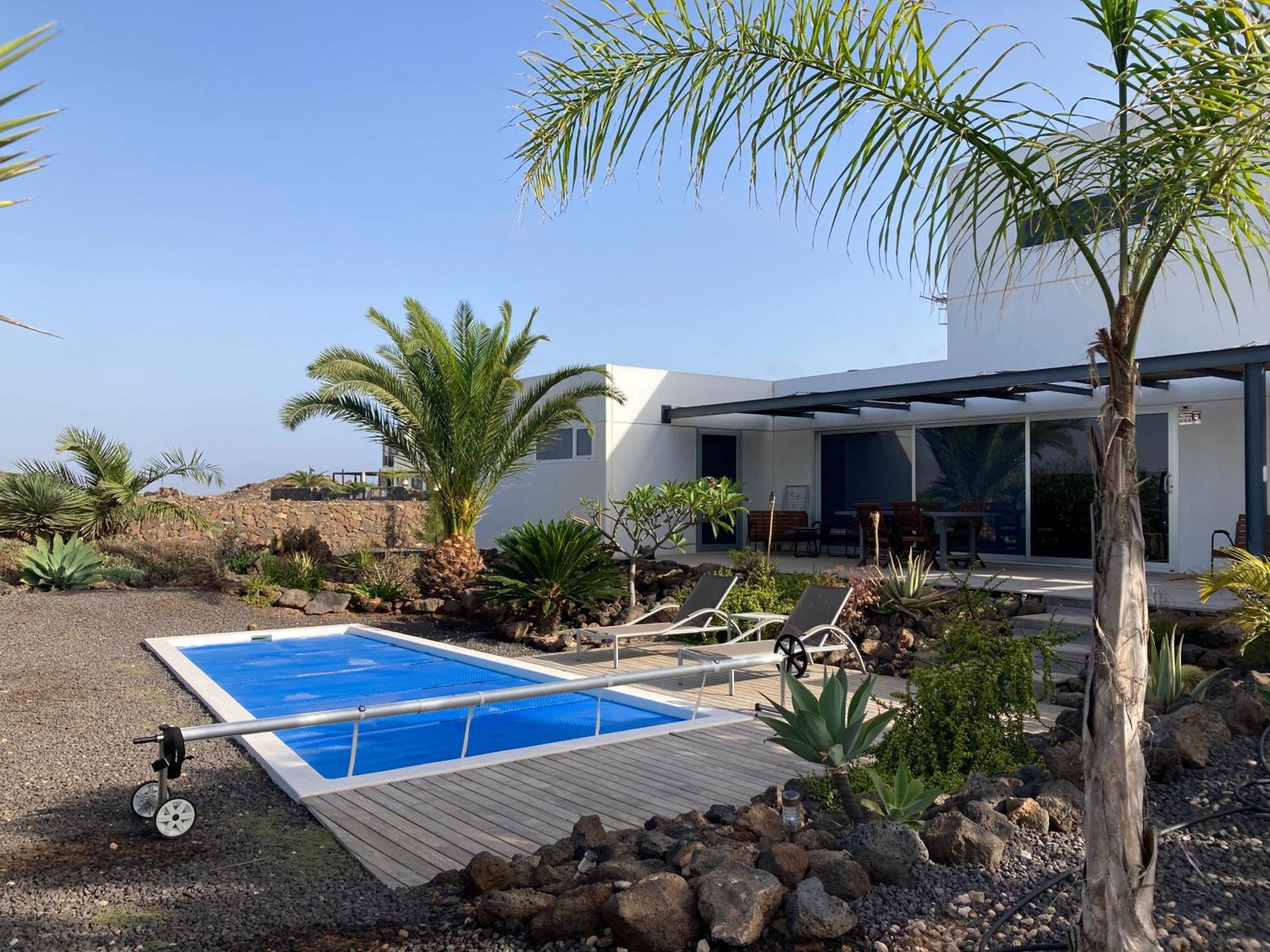 Majanicho Rock - Villa With Heated Pool Lajares Buitenkant foto
