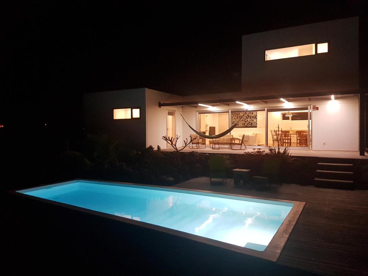 Majanicho Rock - Villa With Heated Pool Lajares Buitenkant foto